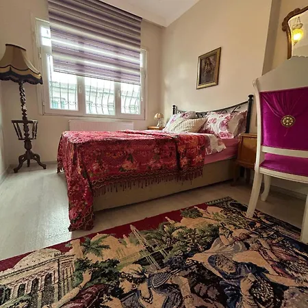 公寓 Bohemian Antique House In Colorful Balat